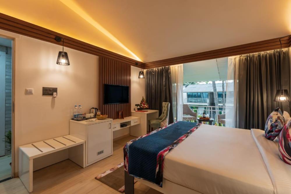 Foxoso La Beach Resort & Spa Goa Velha Exterior foto