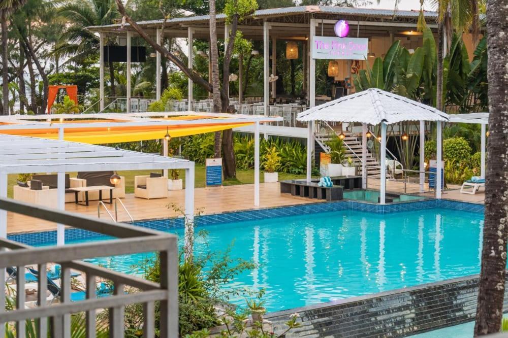 Foxoso La Beach Resort & Spa Goa Velha Exterior foto